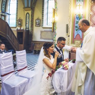 ceremonia ślubna w kościele, fotograf ślubny konin